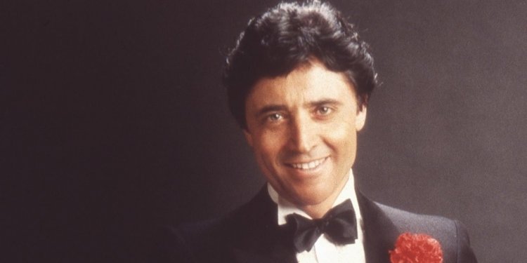 Nouvelle version du site officiel Sacha Distel